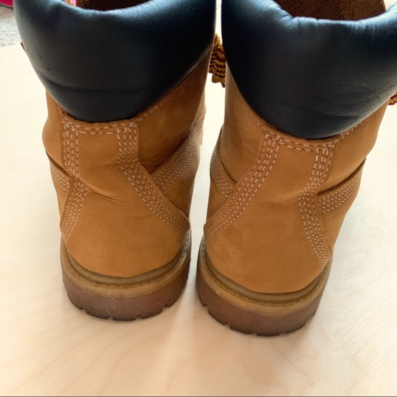 💛SOLD💛Timberland Women’s Boots 🥾 - Picture 5 of 10